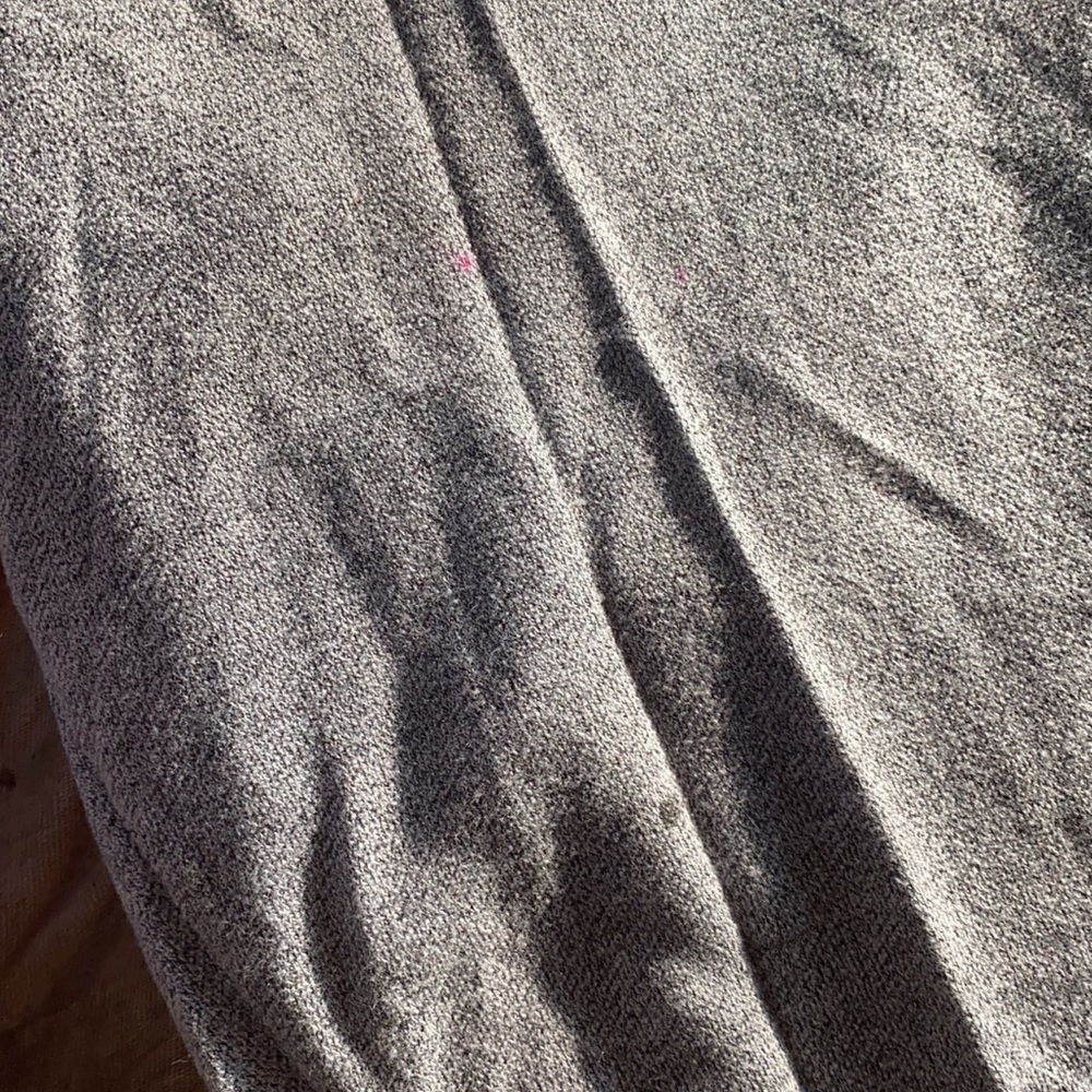 Roots Capri pants - Picture 2 of 2